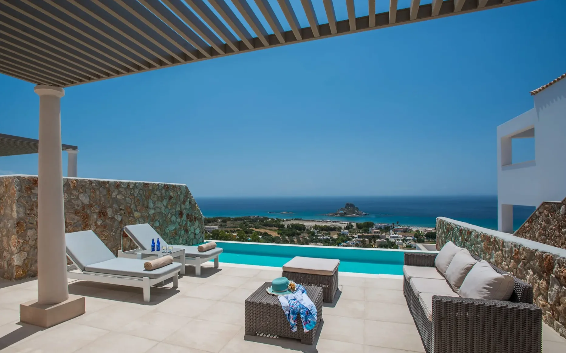 Diamond Deluxe | zwembad met uitzicht